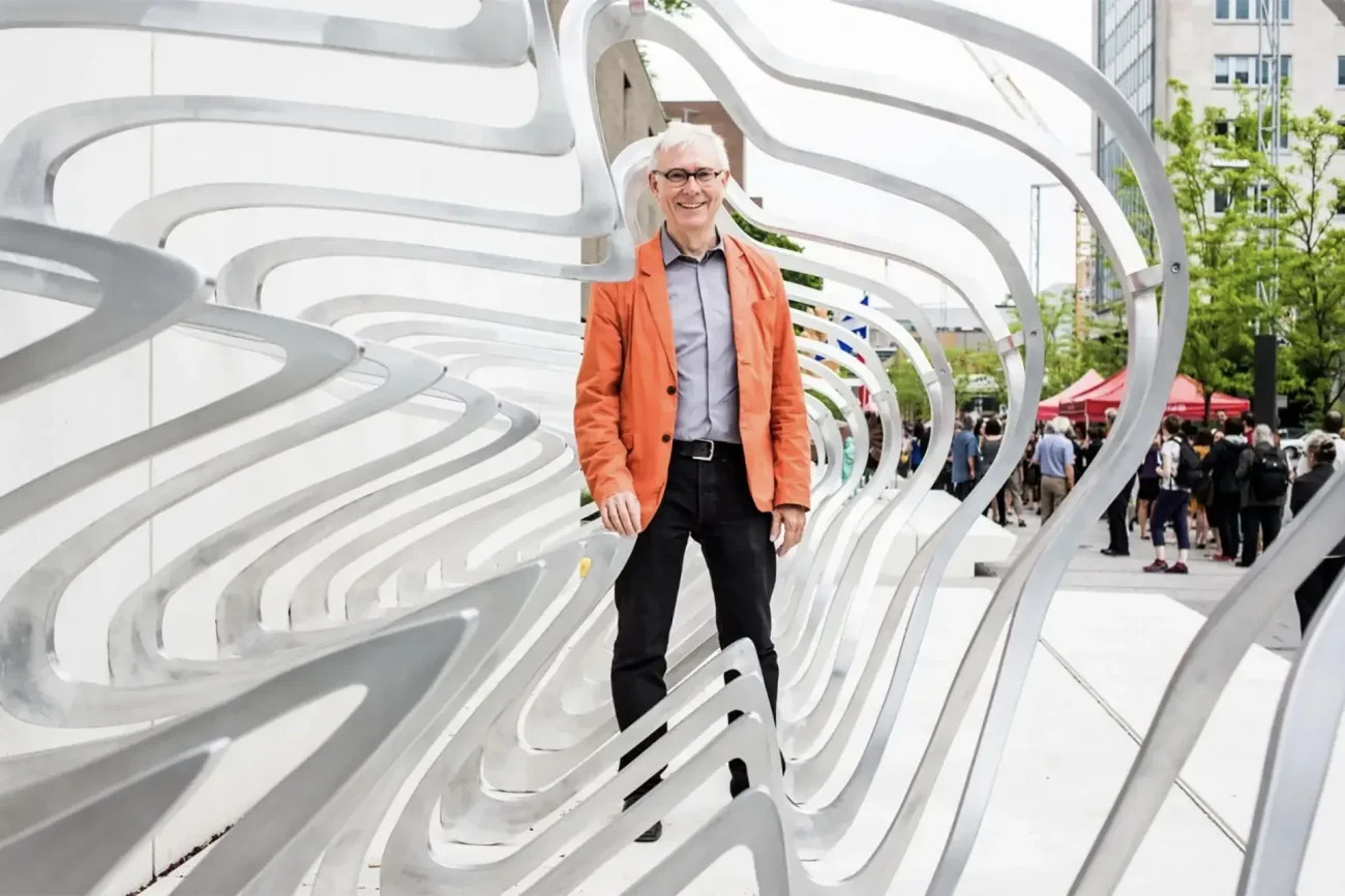 New Public Sculpture by Stephen Schofield Le Devoir