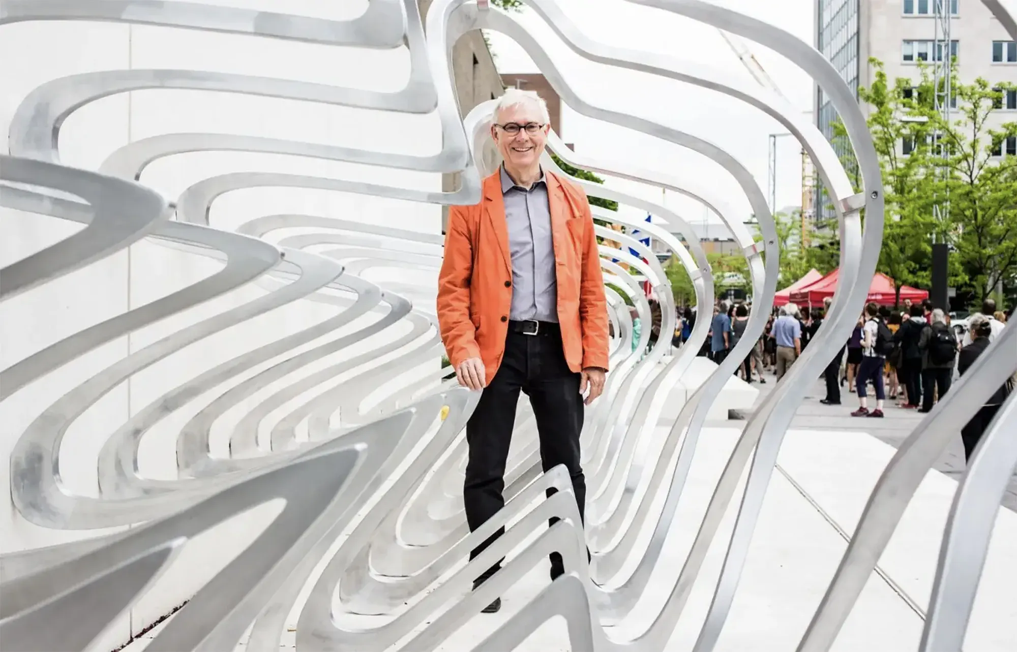 New Public Sculpture by Stephen Schofield Le Devoir